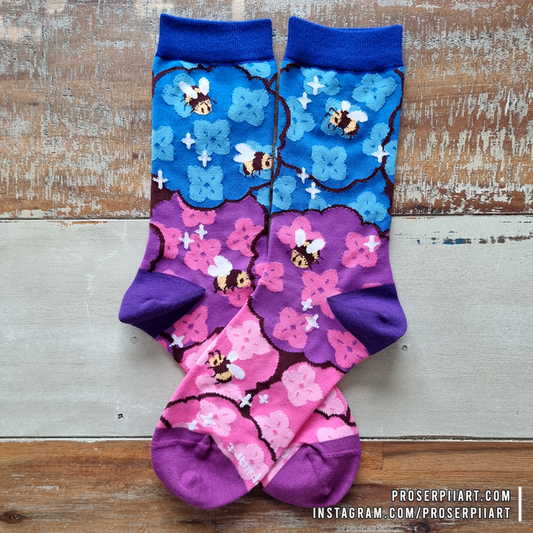 Cotton Bees & Hydrangeas Socks